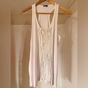 Club Monaco Ivory Textured Ruffle Tank Top – Size M/M